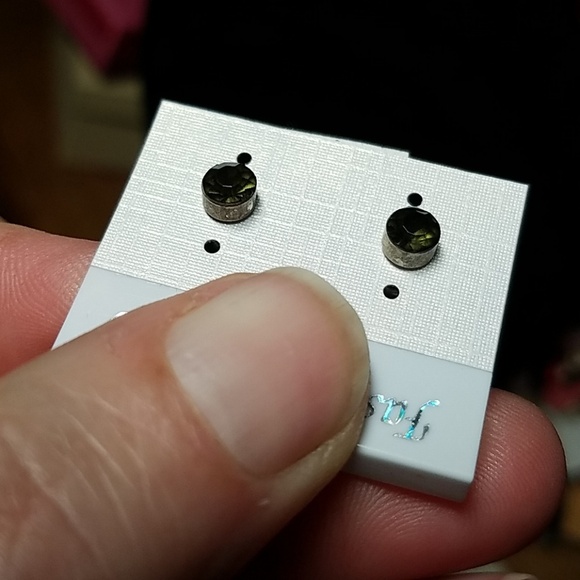 Lot of 6 Earrings See photos for details - Picture 2 of 2